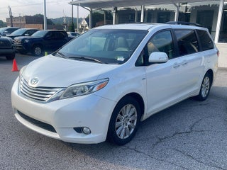 2017 Toyota Sienna Limited Premium 7-Passenger