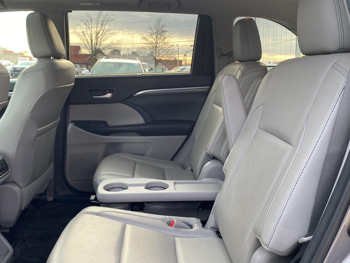 2017 Toyota Highlander Limited