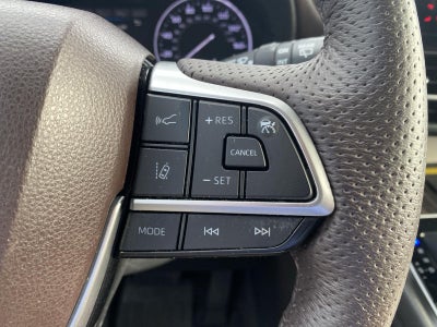 2023 Toyota Sienna Platinum 7-Passenger