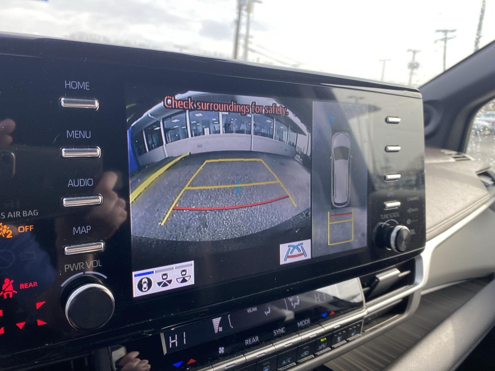 2023 Toyota Sienna Platinum 7-Passenger