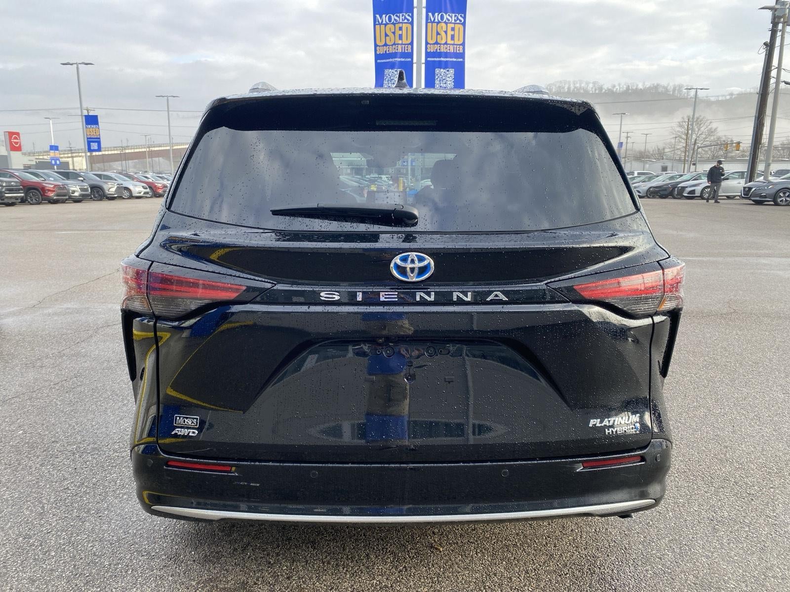 2023 Toyota Sienna Platinum 7-Passenger