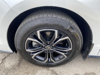 2025 Toyota Sienna Platinum 7-Passenger