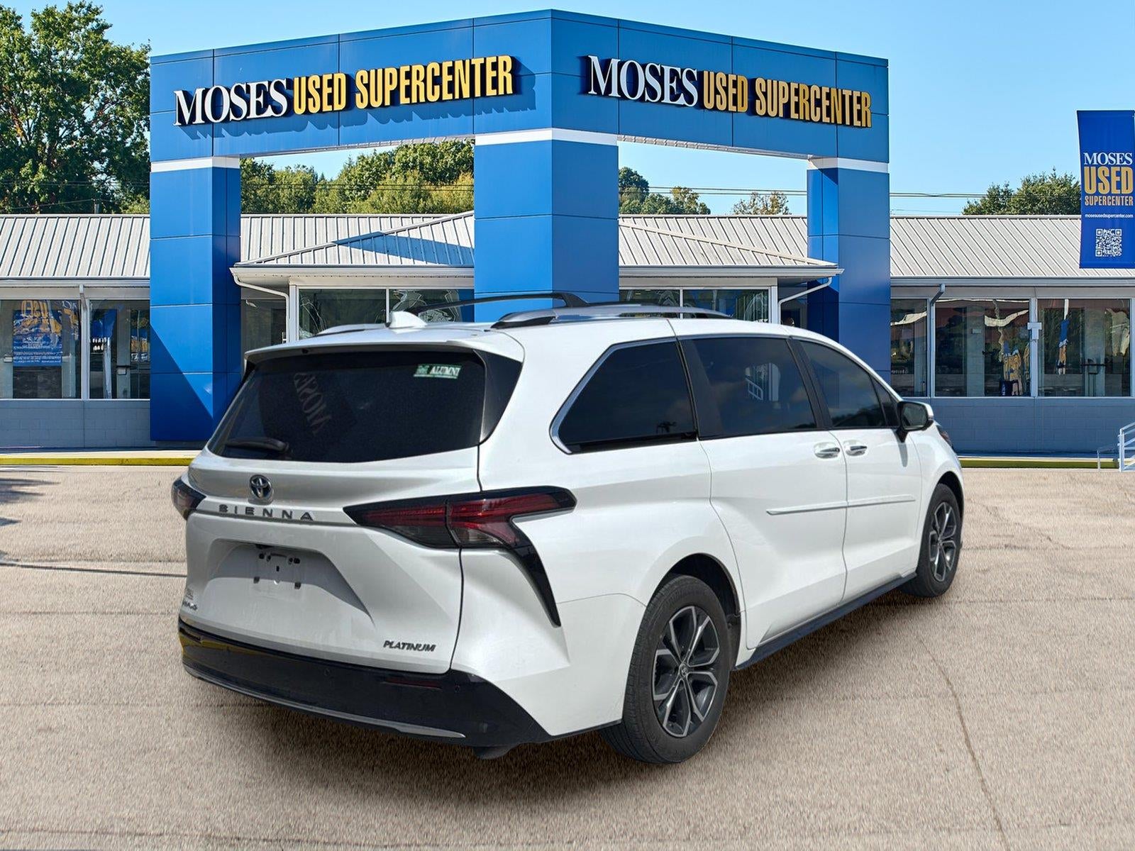 2025 Toyota Sienna Platinum 7-Passenger
