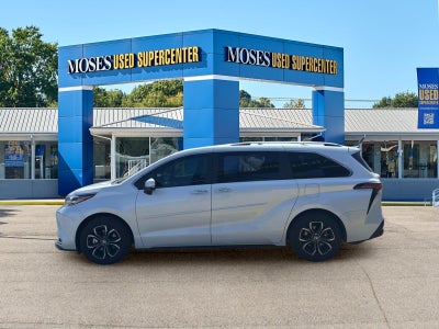 2025 Toyota Sienna Platinum 7-Passenger