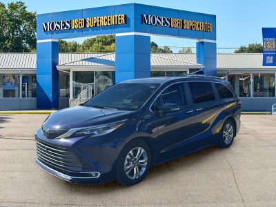 2023 Toyota Sienna Platinum 7-Passenger