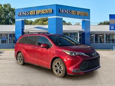 2025 Toyota Sienna Platinum 7-Passenger