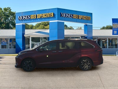 2025 Toyota Sienna Platinum 7-Passenger
