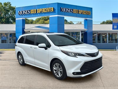 2025 Toyota SIENNA MINIVAN