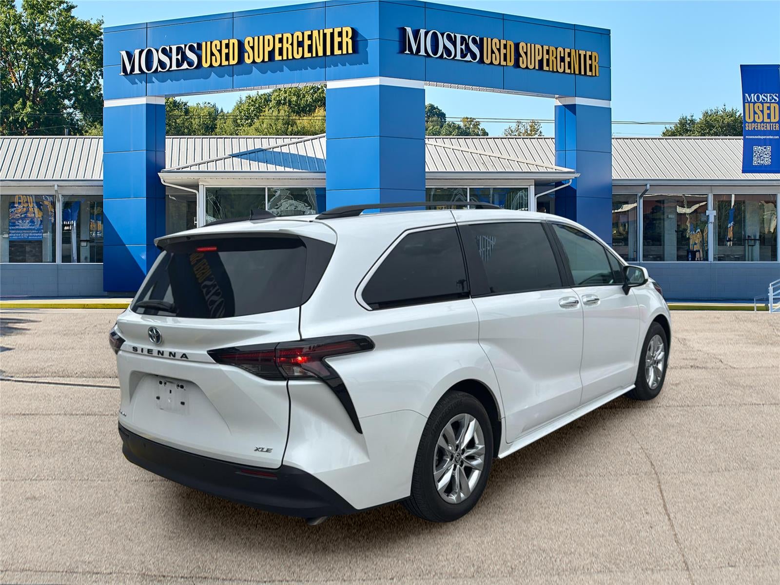2025 Toyota SIENNA MINIVAN