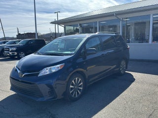 2020 Toyota Sienna LE 7-Passenger
