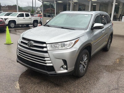 2019 Toyota HIGHLANDER Base