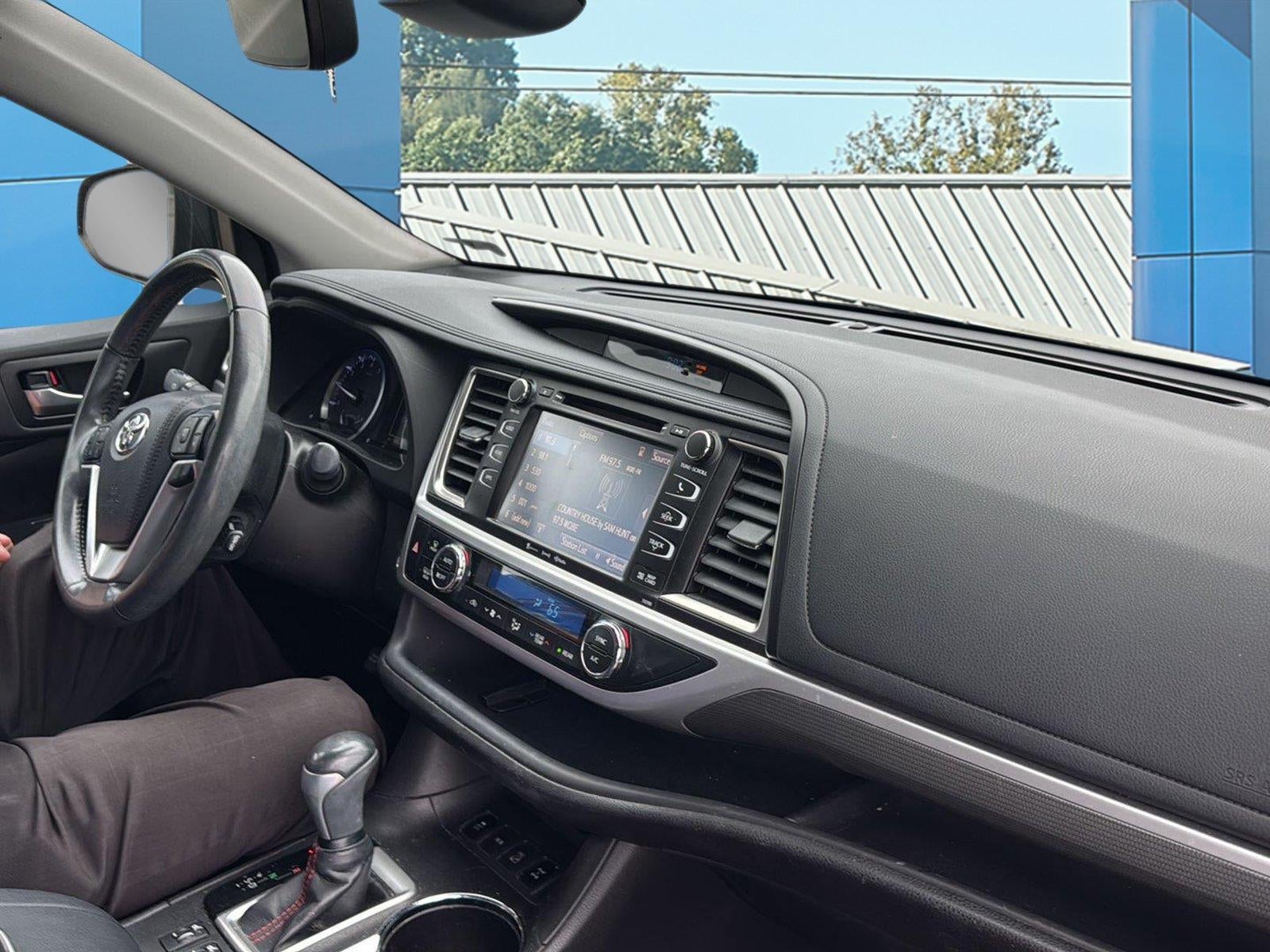 2019 Toyota Highlander Base