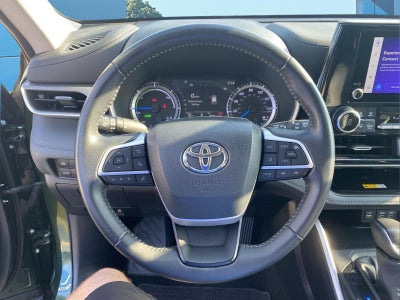 2025 Toyota Highlander Hybrid XLE