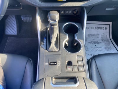 2025 Toyota Highlander Hybrid XLE