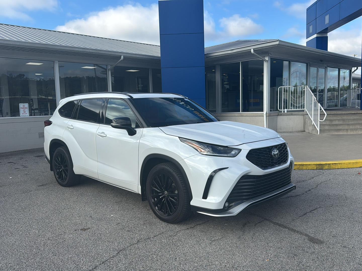 2023 Toyota Highlander XSE
