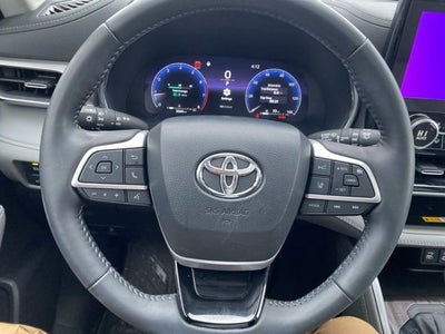 2024 Toyota Highlander Platinum