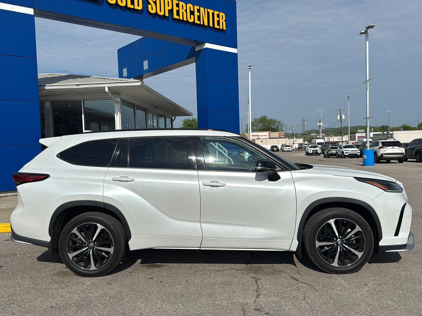 2022 Toyota Highlander XSE