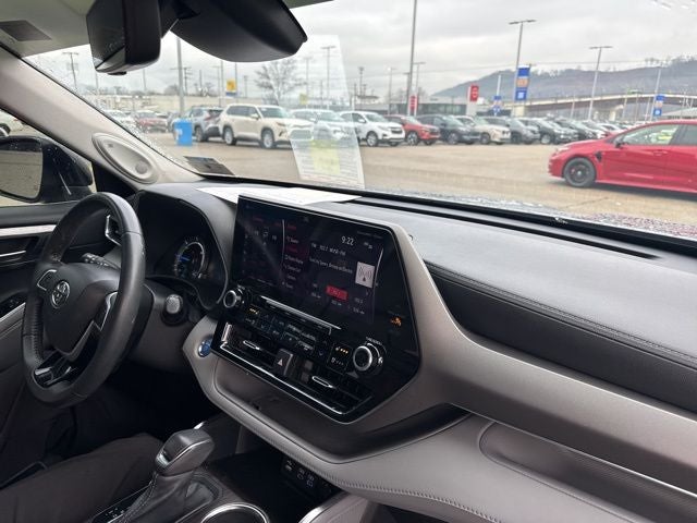 2022 Toyota Highlander Hybrid Limited