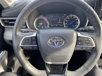 2022 Toyota Highlander Hybrid Limited