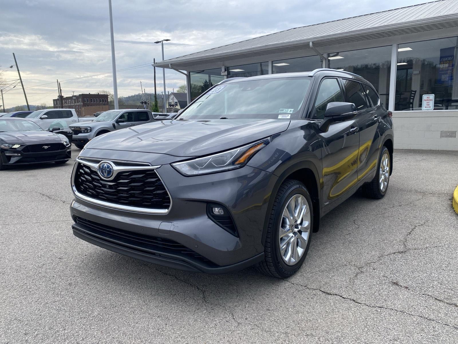 2023 Toyota Highlander Hybrid Limited