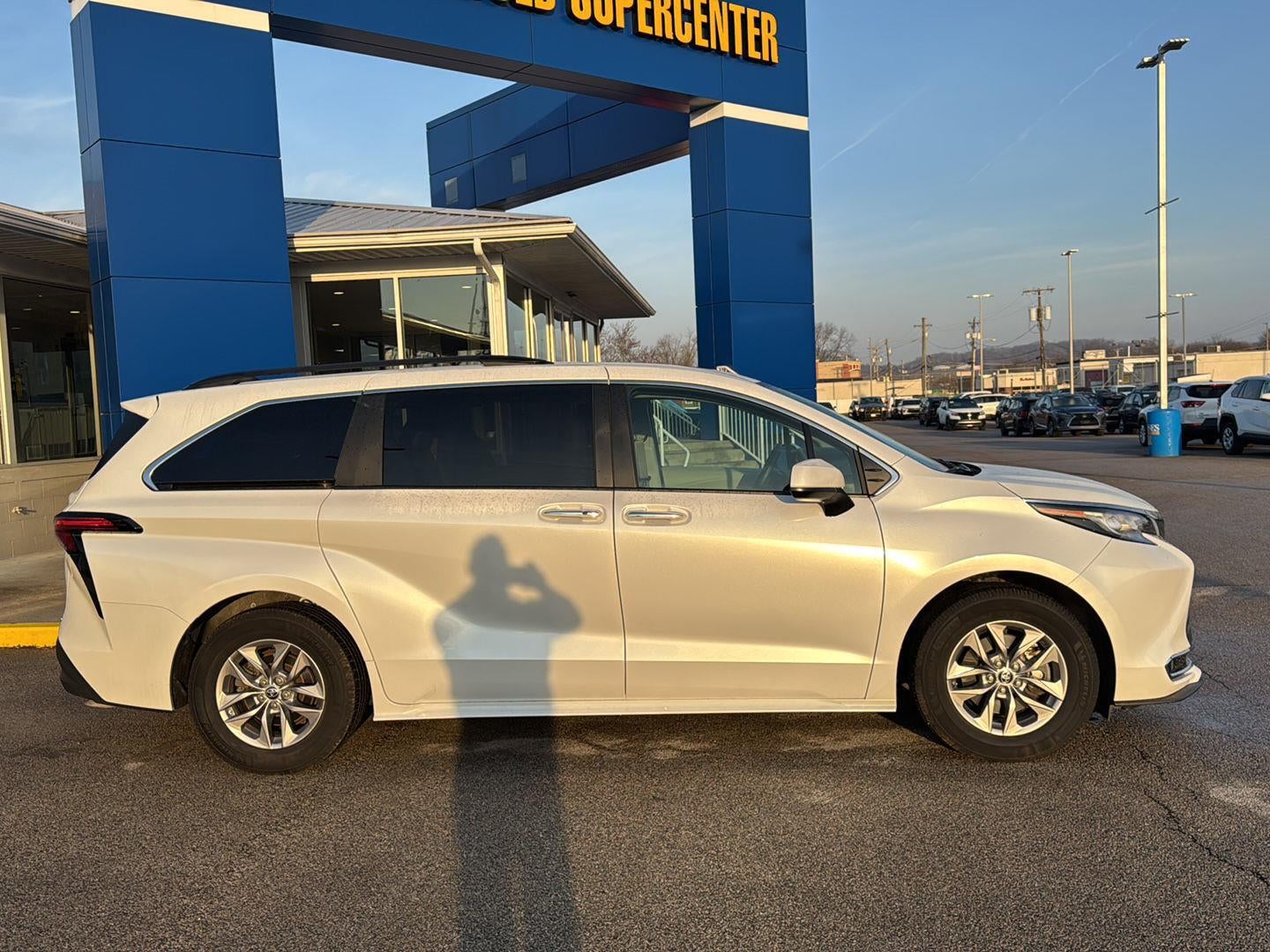 2022 Toyota Sienna XLE 7-Passenger