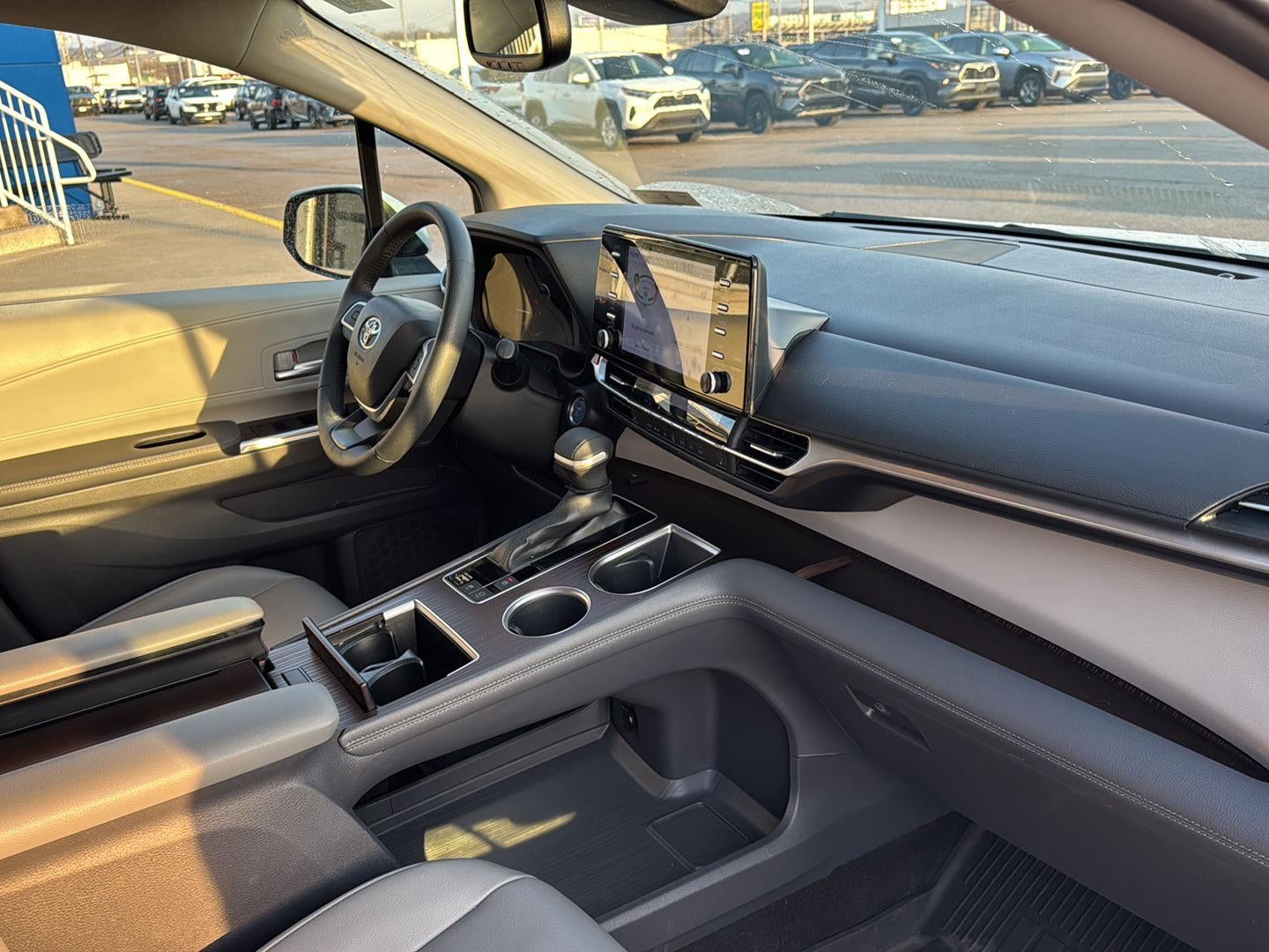 2022 Toyota Sienna XLE 7-Passenger