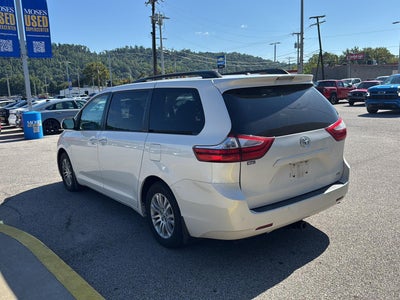 2017 Toyota Sienna Limited