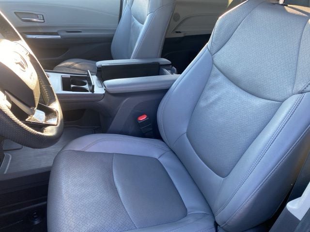 2023 Toyota Sienna Limited 7 Passenger