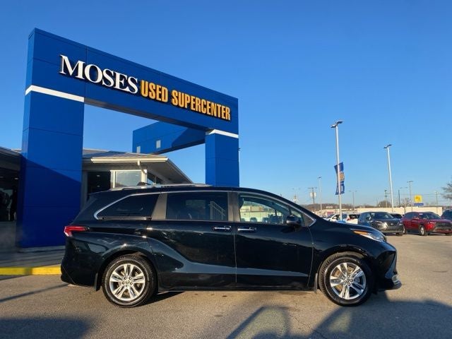 2023 Toyota Sienna Limited 7 Passenger