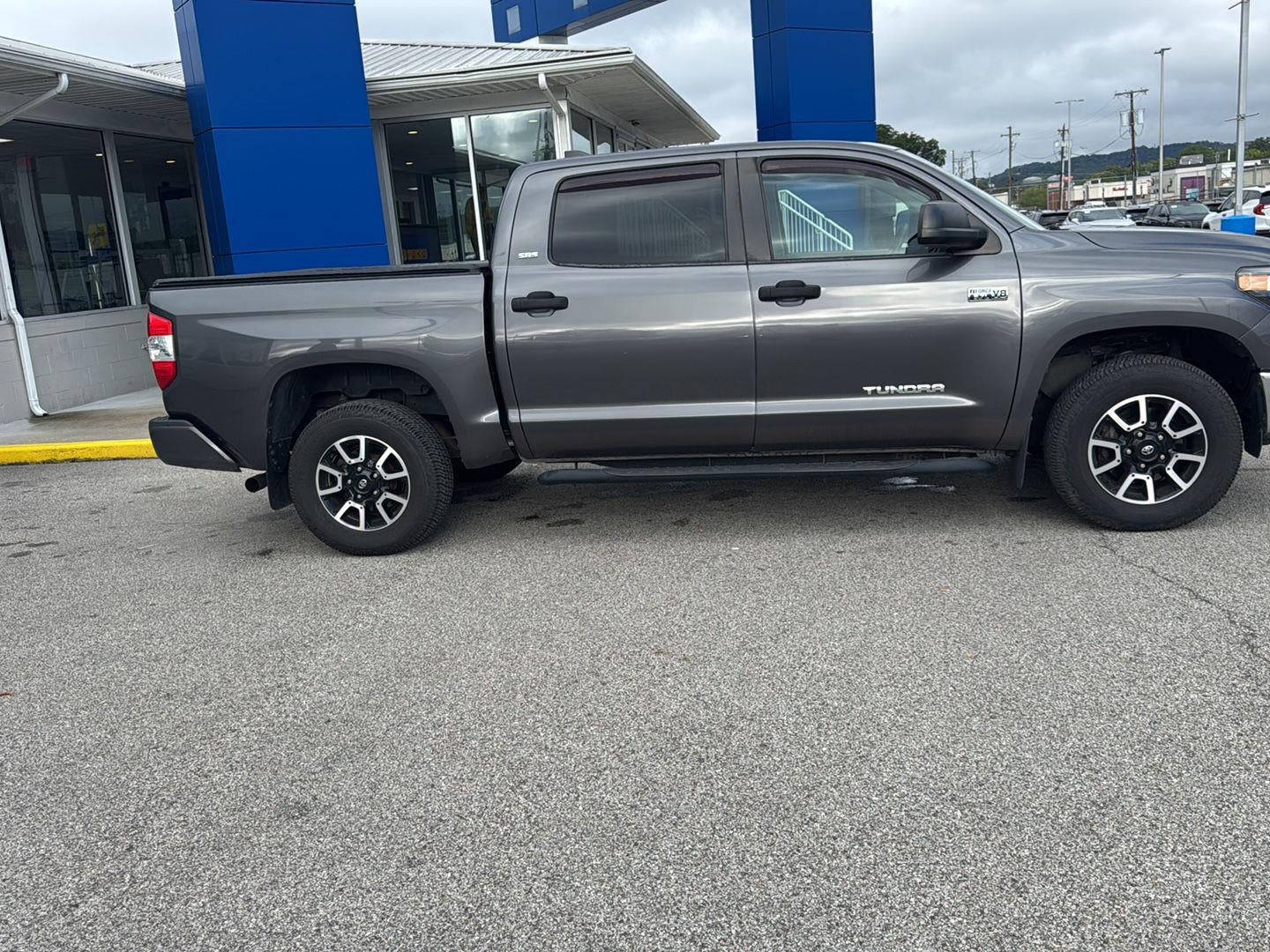 2020 Toyota Tundra SR5