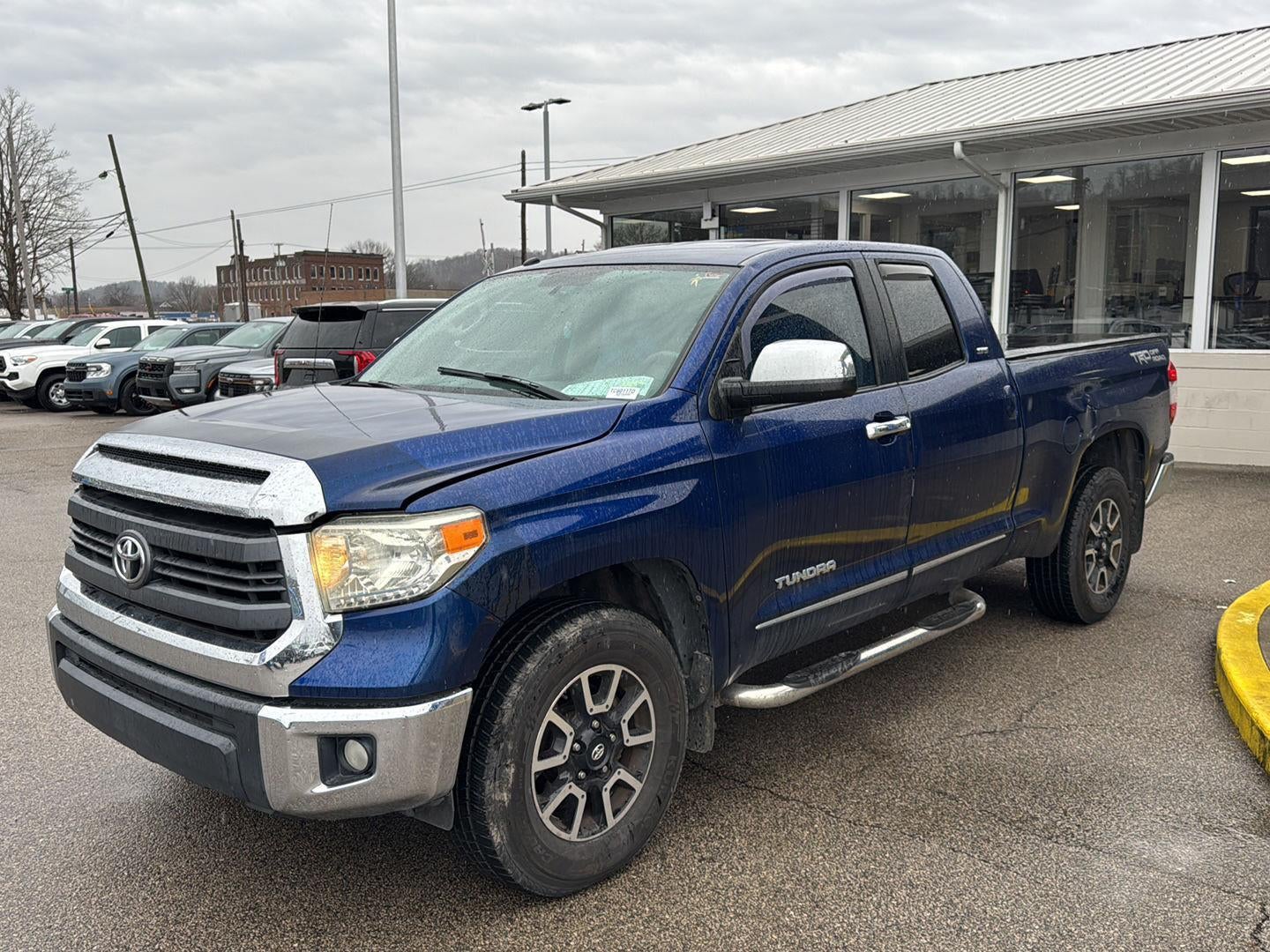 2014 Toyota Tundra SR5