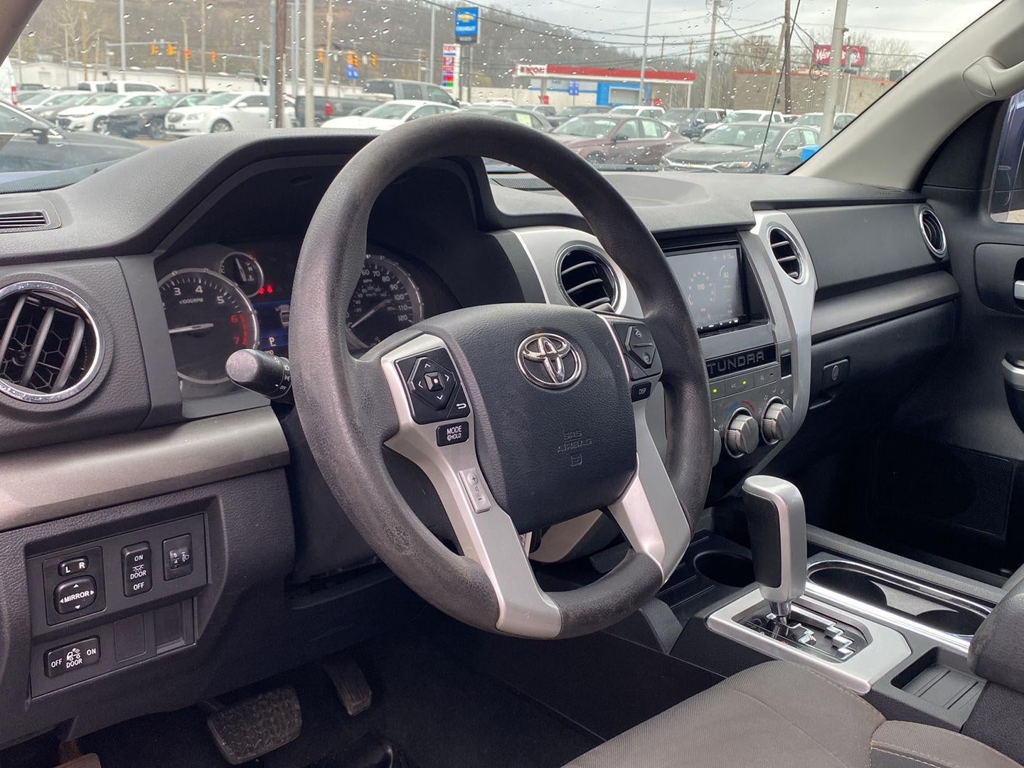 2014 Toyota Tundra SR5