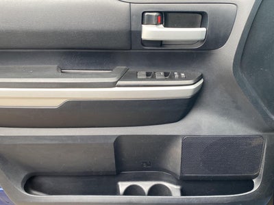 2014 Toyota Tundra SR5