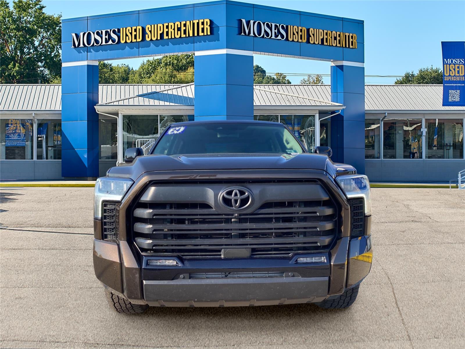 2024 Toyota TUNDRA TRUCK