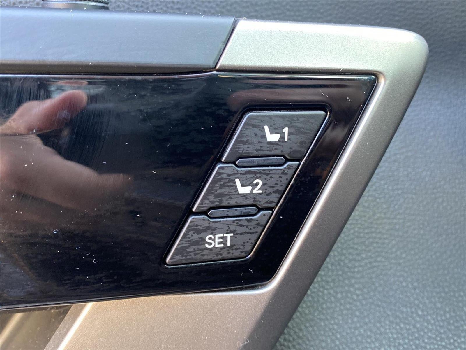 2024 Toyota TUNDRA TRUCK