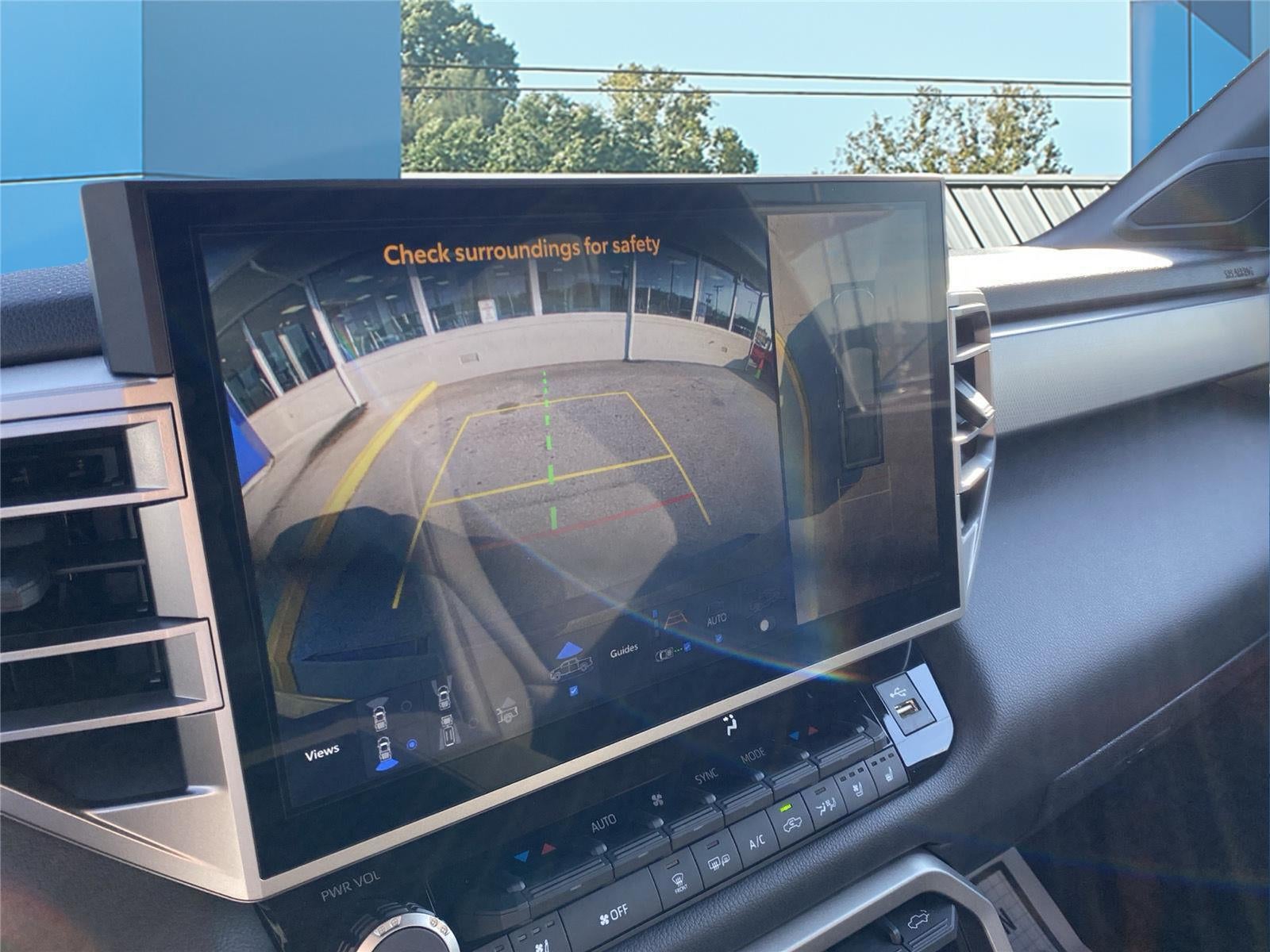 2025 Toyota Tundra Limited HV