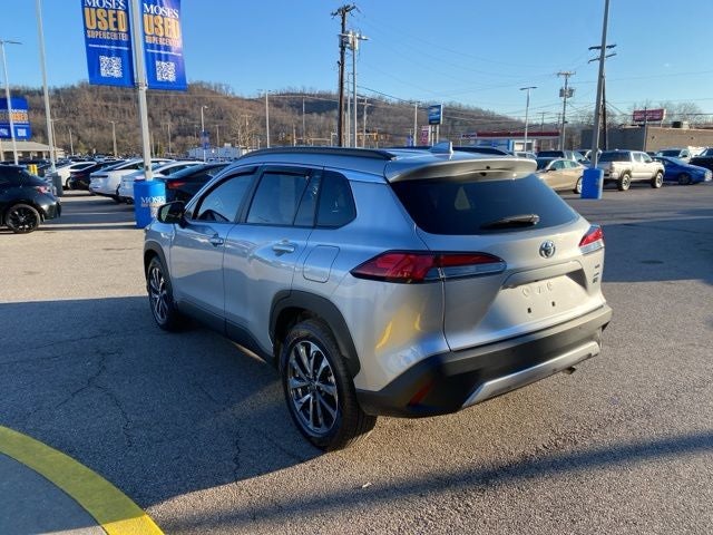2024 Toyota Corolla Cross XLE
