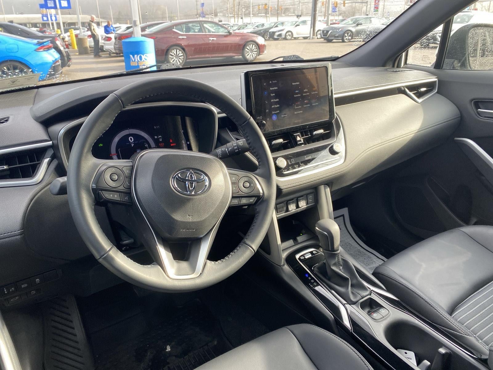 2024 Toyota Corolla Cross Hybrid XSE