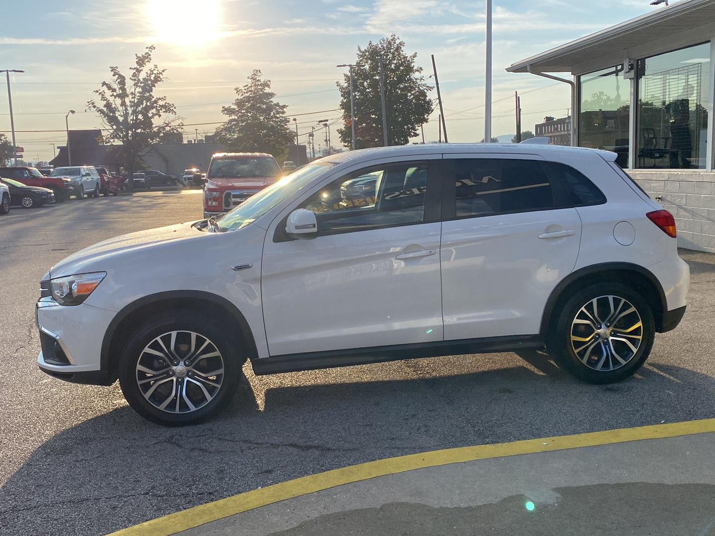 2019 Mitsubishi Outlander Sport ES 2.0