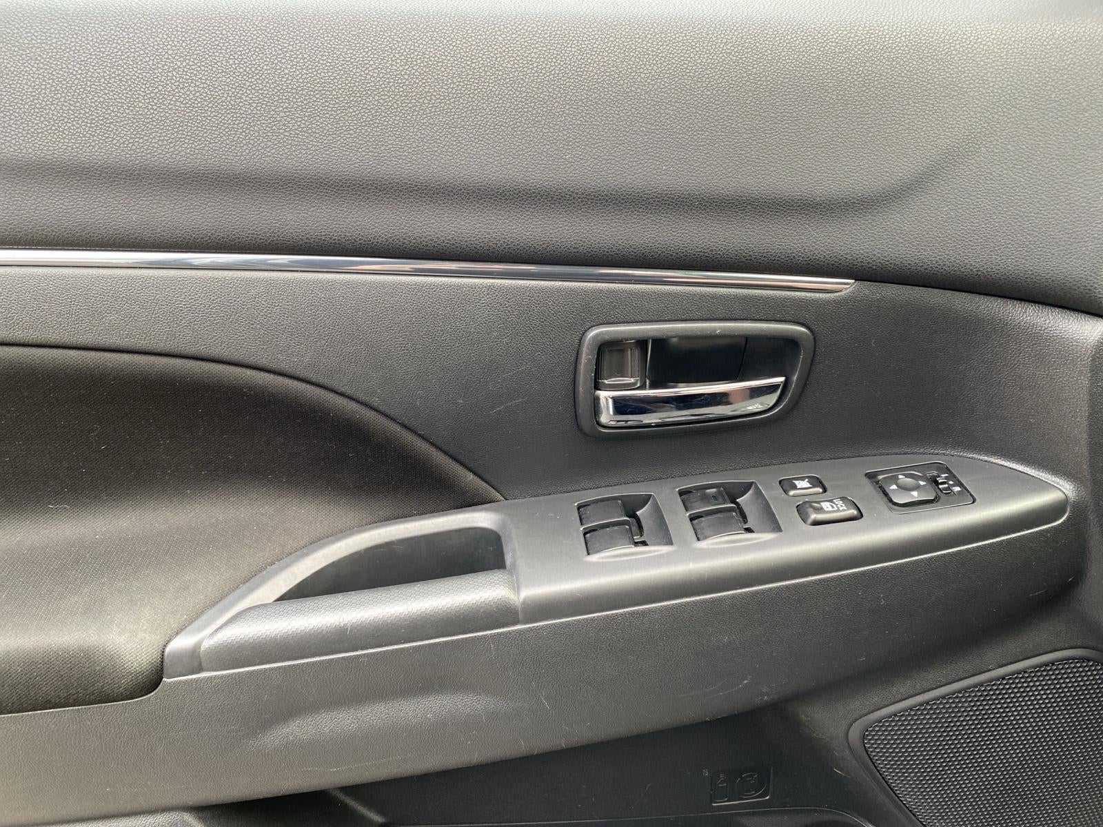 2022 Mitsubishi Outlander Sport ES