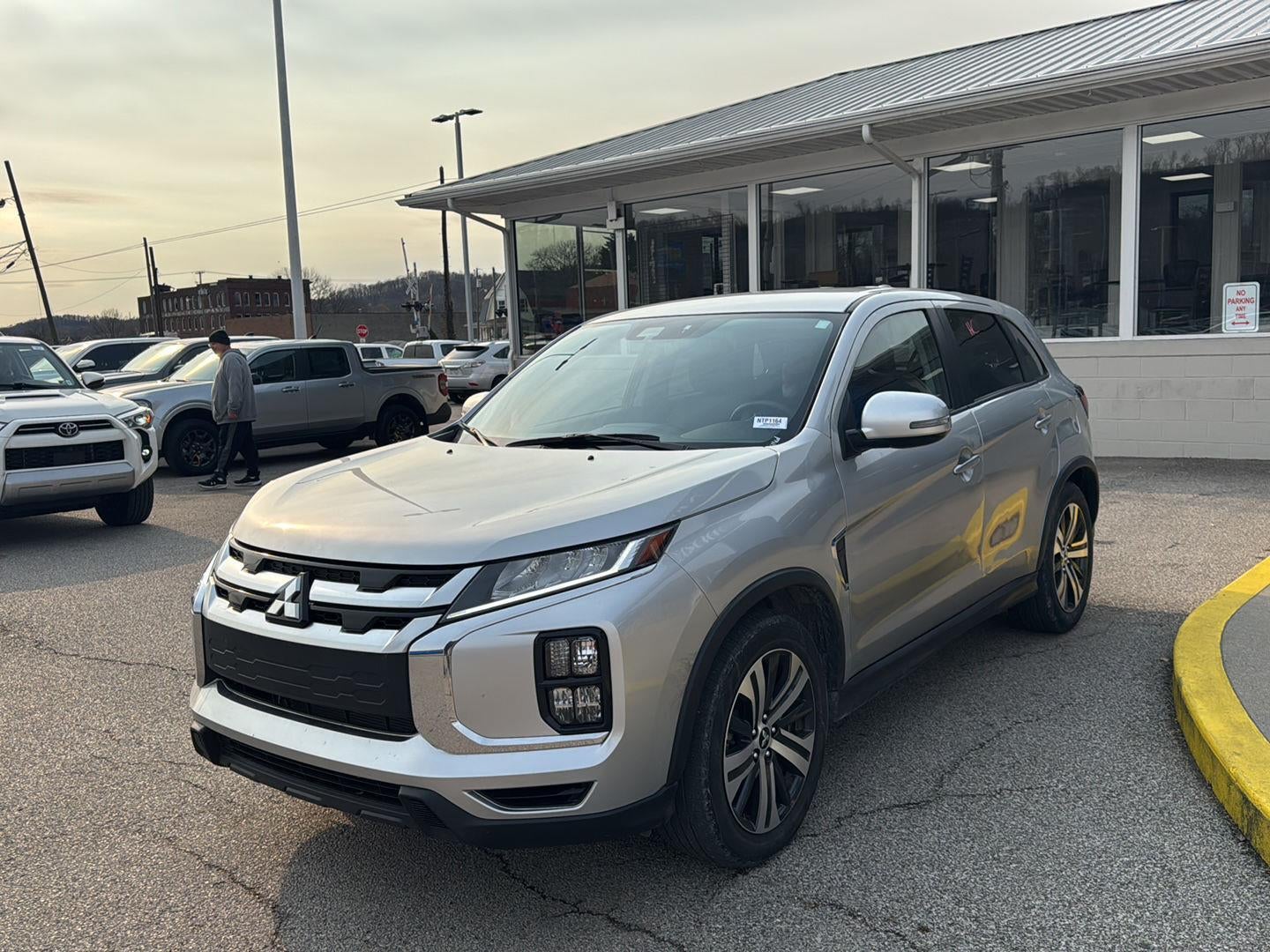 2025 Mitsubishi Outlander Sport SE