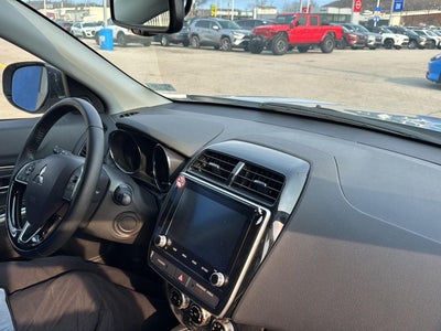 2025 Mitsubishi Outlander Sport SE