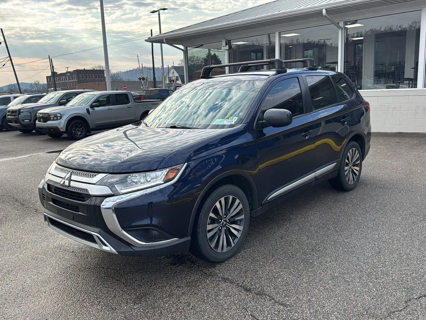 2020 Mitsubishi Outlander ES