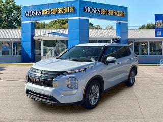 2022 Mitsubishi Outlander ES