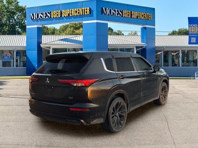 2024 Mitsubishi Outlander SE Black Edition w/Pano Roof