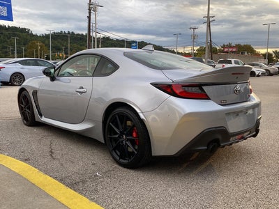 2024 Toyota GR86 Premium