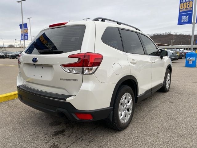 2022 Subaru Forester Base