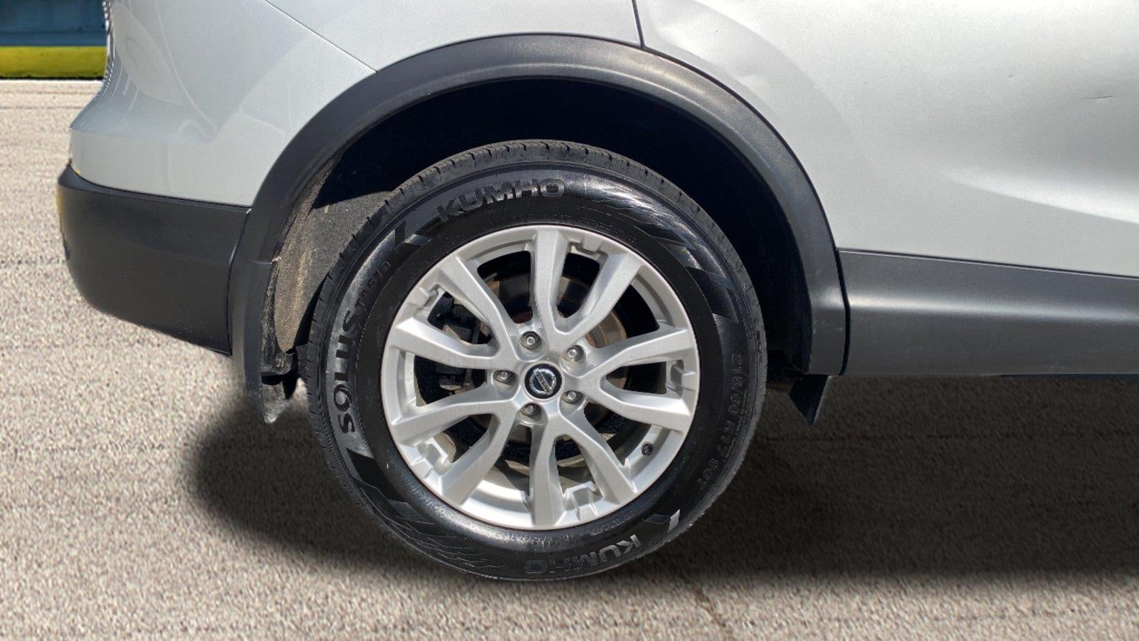 2021 Nissan Rogue Sport SV