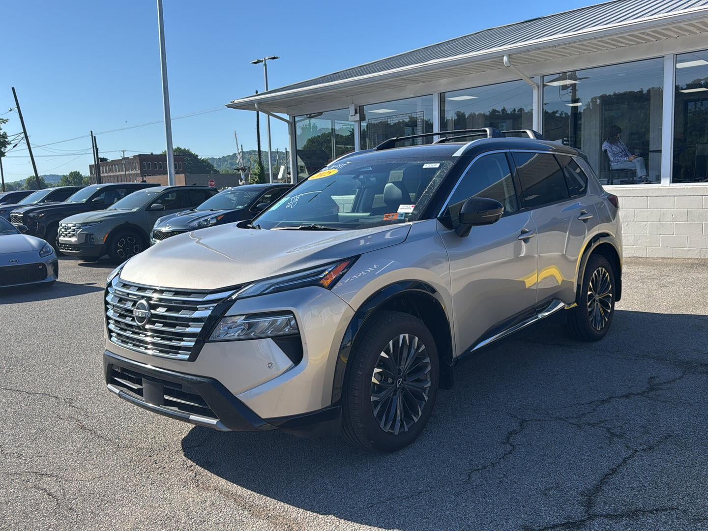 2025 Nissan Rogue Platinum
