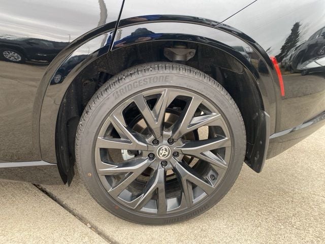 2025 Toyota Crown Signia Limited